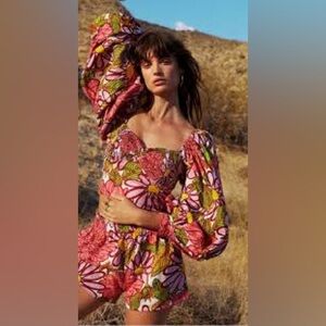 S/W/F Frida Exaggerated Puff Sleeve Top